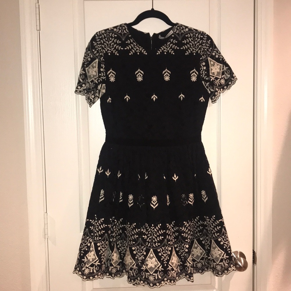 Alice+Olivia black and white lace cocktail dress